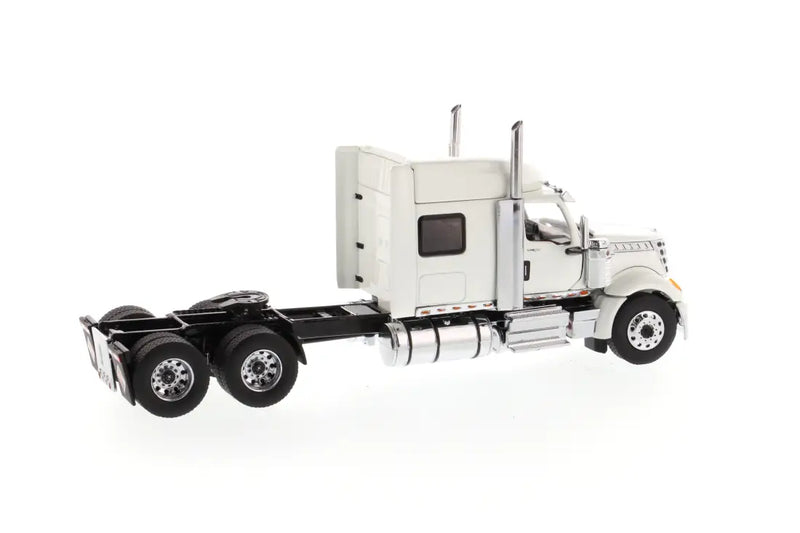 Load image into Gallery viewer, INTERNATIONAL - 1/50 - LONESTAR SLEEPER - WHITE - DIECAST