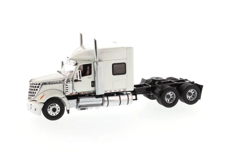 Load image into Gallery viewer, INTERNATIONAL - 1/50 - LONESTAR SLEEPER - WHITE - DIECAST