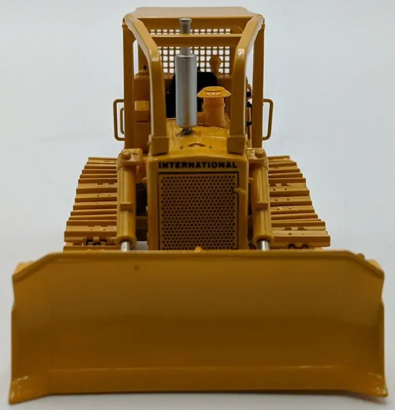 Chargez l'image dans la visionneuse de la galerie, INTERNATIONAL - 1/50 - TD-15 CRAWLER DOZER - DIECAST