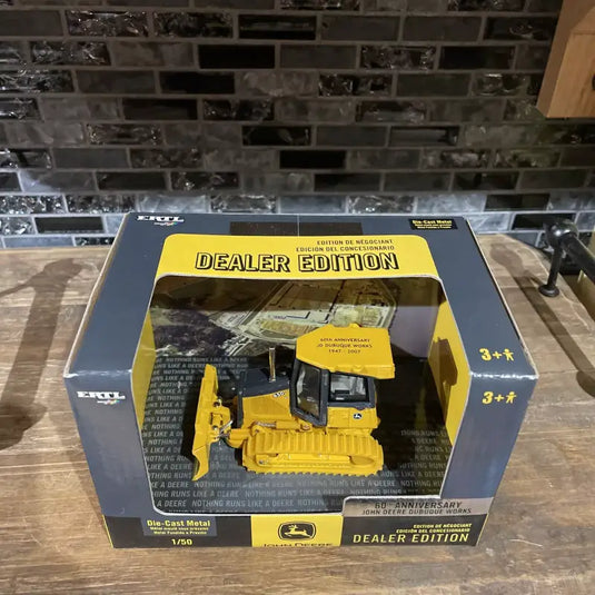 PAPYHOBBY - 1/50 - 650J BULLDOZER - 60TH ANNIVERSARY