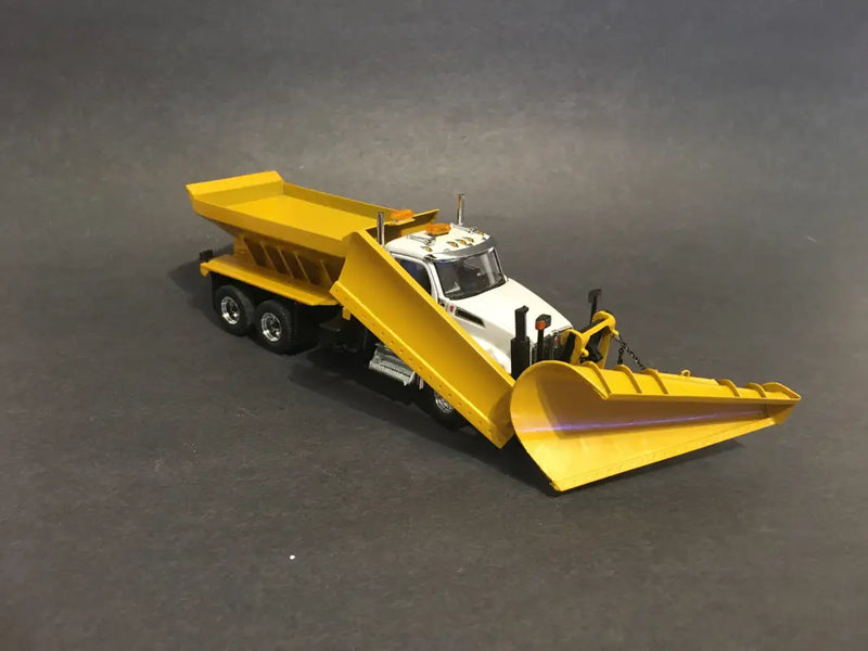 Load image into Gallery viewer, KENWORTH - 1/50 - KENWORTH T880 (WHITE) FULL SNOW EQUIPPED
