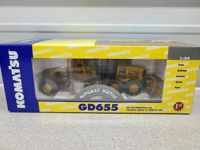 Load image into Gallery viewer, KOMATSU - 1/50 - GD655 MOTOR GRADER - WITH RIPPER - DIECAST