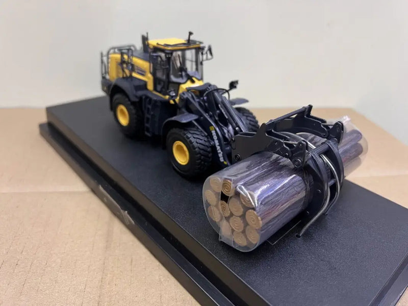 Load image into Gallery viewer, KOMATSU - 1/50 - WA475-10 TOOL LINKAGE WITH LOG GRAPPLE