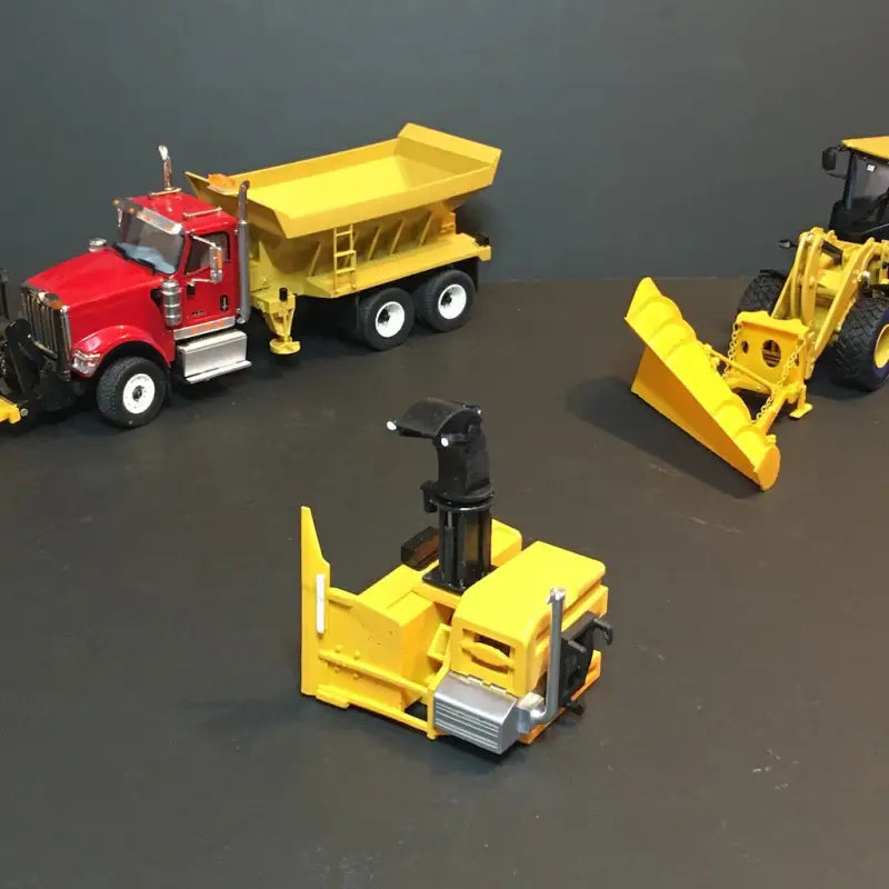Chargez l'image dans la visionneuse de la galerie, LARUE - 1/50 - CAT 930K W/ D55 SNOW BLOWER SET - DIECAST