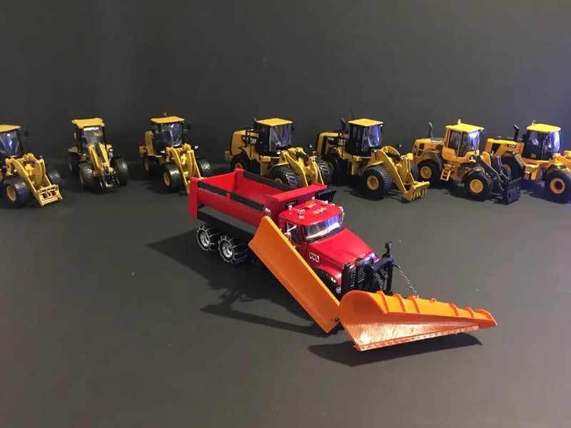 Chargez l'image dans la visionneuse de la galerie, MACK - 1/50 - MACK GRANITE (RED) 10 WHEELERS SNOW & REAR