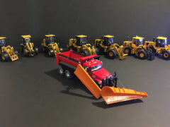 1/50 - Mack Granite (red) 10 Wheelers Snow & Rear Chains Equipped
