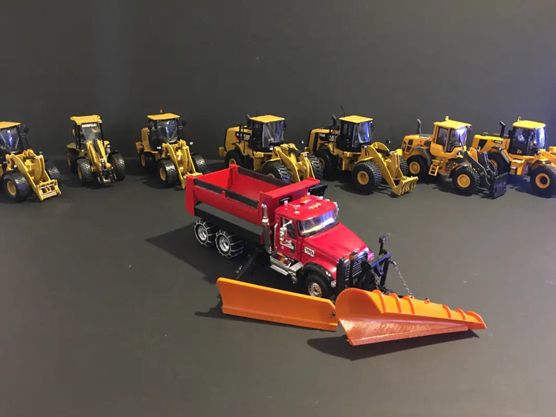 Chargez l'image dans la visionneuse de la galerie, MACK - 1/50 - MACK GRANITE (RED) 10 WHEELERS SNOW & REAR