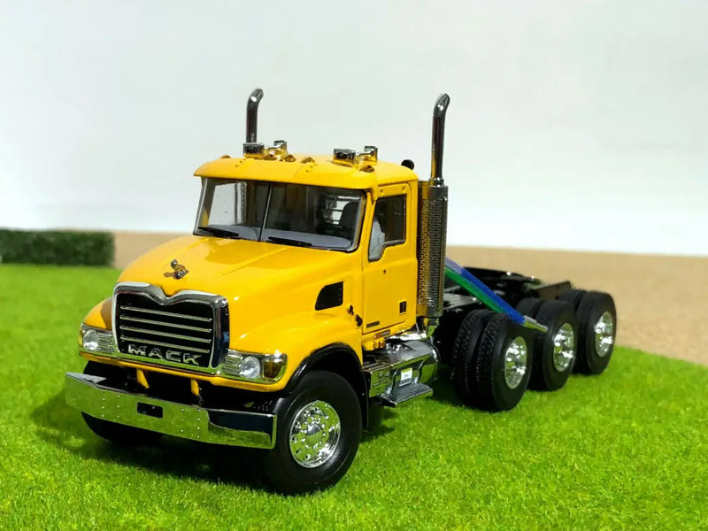 Chargez l'image dans la visionneuse de la galerie, MACK - 1/50 - GRANITE 8X4 DAY CAB TRIDEM TRACTOR IN YELLOW