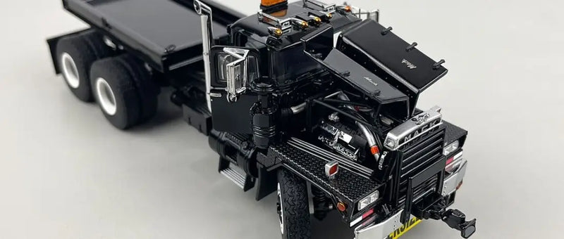 Chargez l'image dans la visionneuse de la galerie, MACK - 1/50 - MACK RD800 TANDEM AXLE TRACTOR WITH BALLAST