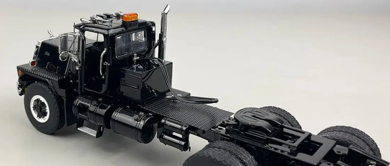 Chargez l'image dans la visionneuse de la galerie, MACK - 1/50 - MACK RD800 TANDEM AXLE TRACTOR WITH BALLAST