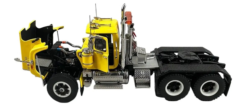 Load image into Gallery viewer, MACK - 1/50 - SUPERLINER HEAVY SPEC TANDEM AXLE TRACTOR