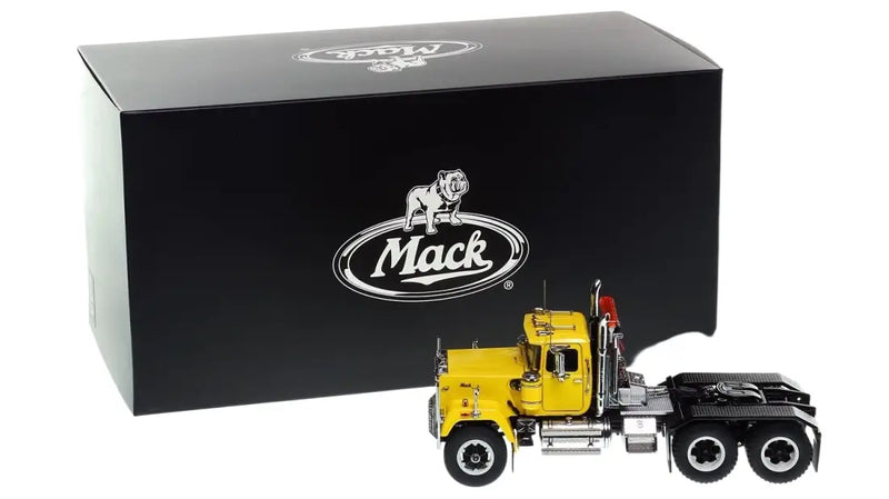 Load image into Gallery viewer, MACK - 1/50 - SUPERLINER HEAVY SPEC TANDEM AXLE TRACTOR