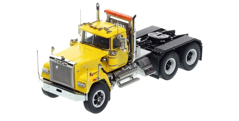 Load image into Gallery viewer, MACK - 1/50 - SUPERLINER HEAVY SPEC TANDEM AXLE TRACTOR