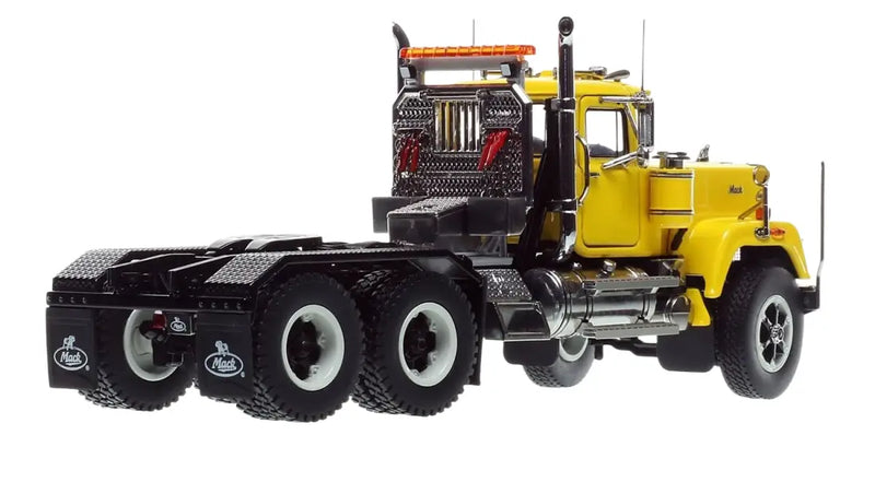 Load image into Gallery viewer, MACK - 1/50 - SUPERLINER HEAVY SPEC TANDEM AXLE TRACTOR