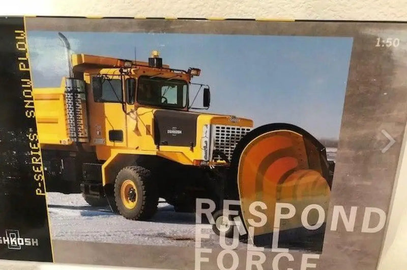 Load image into Gallery viewer, OSHKOSH - 1/50 - P-SERIES SNOW PLOW TRUCK 6X4 - YELLOW