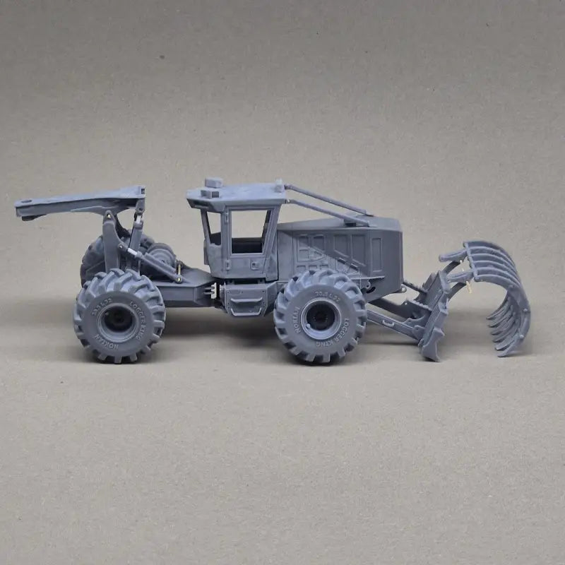 Chargez l'image dans la visionneuse de la galerie, PAPYHOBBY - 1/24 - 630H GRAPPLE SKIDDER - SCALE MODEL