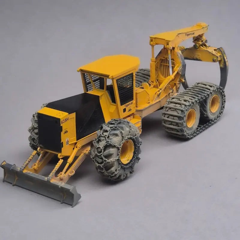 Chargez l'image dans la visionneuse de la galerie, PAPYHOBBY - 1/24 - 635E GRAPPLE SKIDDER - COMPLETE