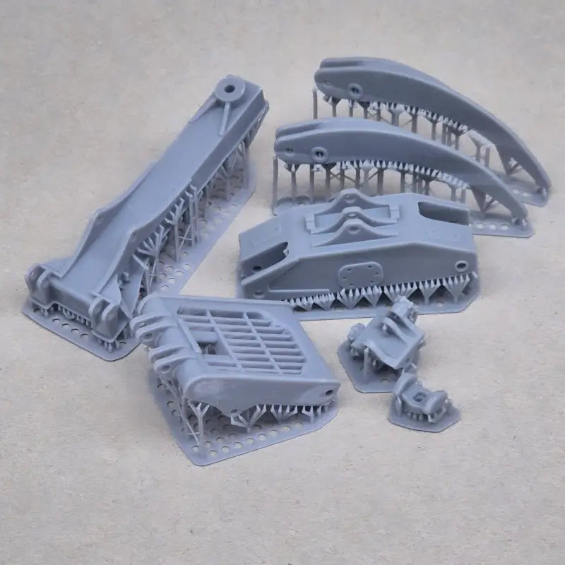 Load image into Gallery viewer, PAPYHOBBY - 1/24 - 635E GRAPPLE SKIDDER - SCALE MODEL