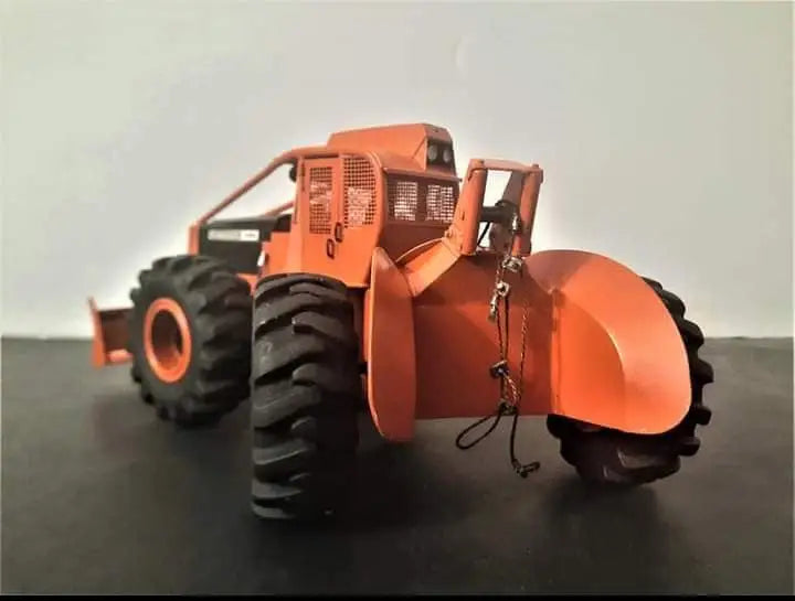 Chargez l'image dans la visionneuse de la galerie, PAPYHOBBY - 1/25 - 240A LOG SKIDDER - SCALE MODEL