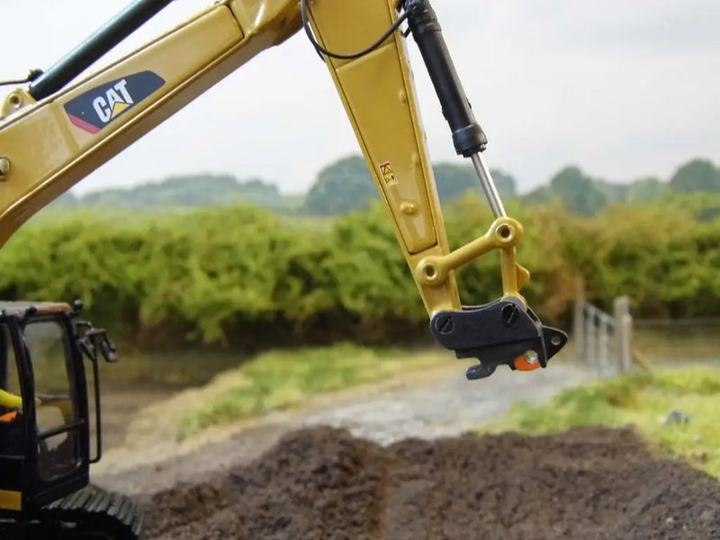 Chargez l'image dans la visionneuse de la galerie, PAPYHOBBY - 1/50 - 20-30 TON EXCAVATOR METAL QUICK HITCHES