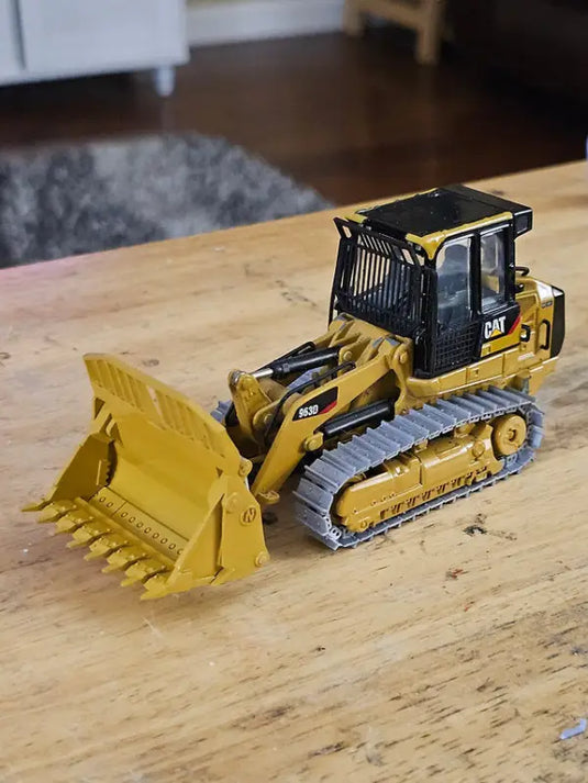 PAPYHOBBY 1/50 963 4IN1 BUCKET WITH HIGH GUARD DIECAST