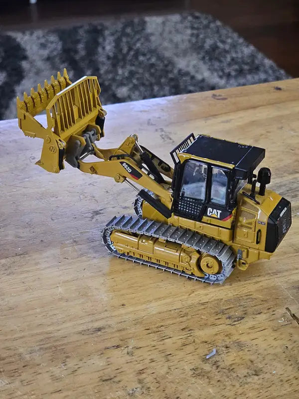 Chargez l'image dans la visionneuse de la galerie, PAPYHOBBY 1/50 963 4IN1 BUCKET WITH HIGH GUARD DIECAST