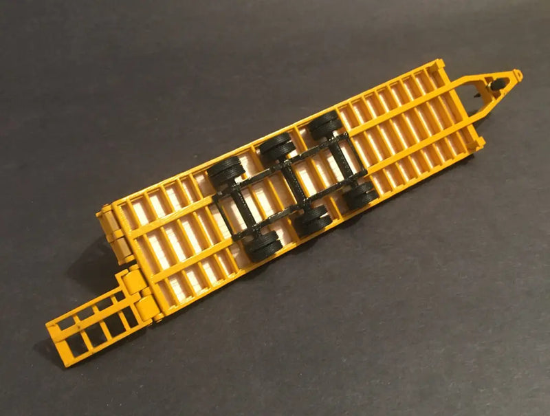 Load image into Gallery viewer, PAPYHOBBY - 1/50 - BEAVER TAIL TRAILER - 3 AXLES - DIECAST