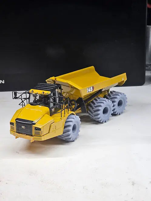 Chargez l'image dans la visionneuse de la galerie, PAPYHOBBY - 1/50 - CAT 745 FLOAT TIRES - DIECAST | SCALE