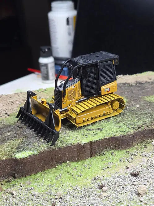 Load image into Gallery viewer, PAPYHOBBY - 1/50 - CAT D3 LGP WIDE TRACKS - DIECAST | SCALE