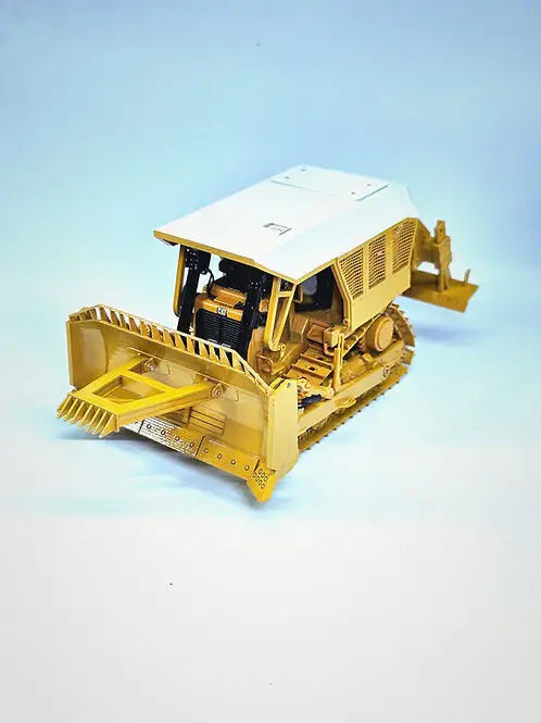 Load image into Gallery viewer, PAPYHOBBY - 1/50 - CAT D9 SCRUB DOZER KIT - DIECAST | SCALE