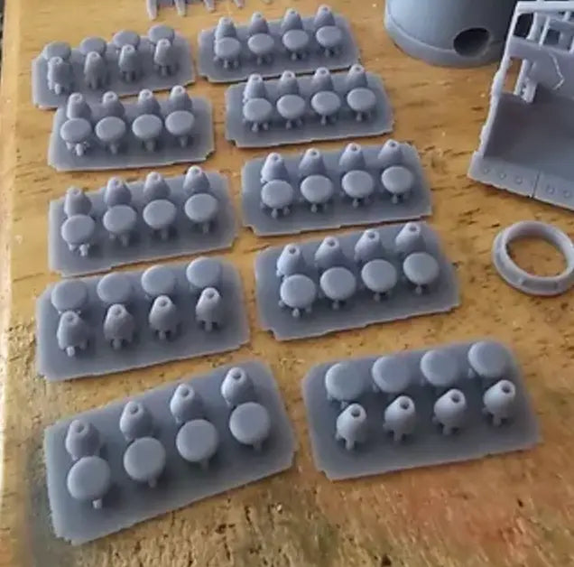 Load image into Gallery viewer, PAPYHOBBY - 1/50 - GPS PODS - UNPAINTED - DIECAST | SCALE