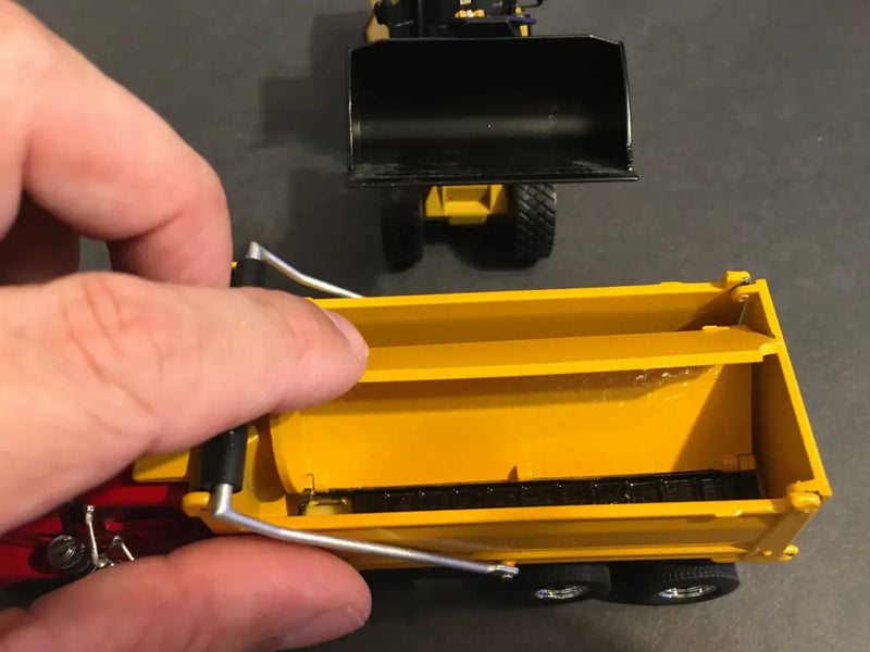 Chargez l'image dans la visionneuse de la galerie, PAPYHOBBY - 1/50 - HYBRID SPREADER - SIDE DUMP BODY