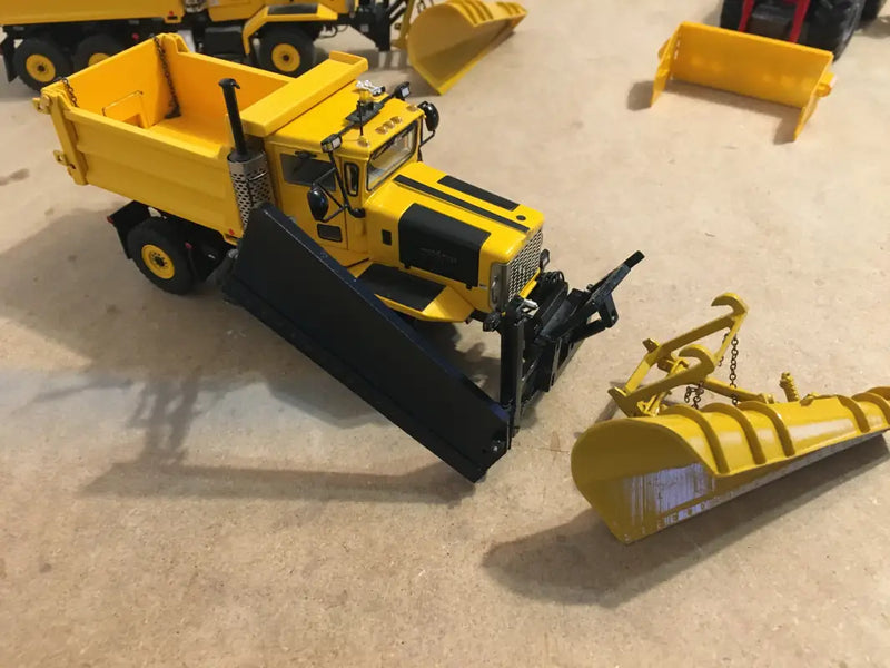 Load image into Gallery viewer, PAPYHOBBY - 1/50 - ONEWAY & SIDE WING ASSEMBLY - OSHKOSH