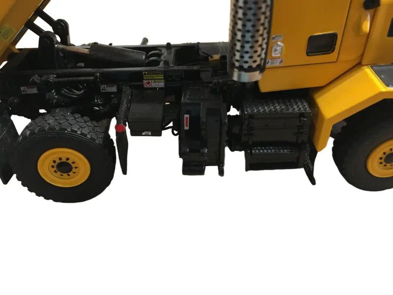 Load image into Gallery viewer, PAPYHOBBY - 1/50 - ONEWAY & SIDE WING ASSEMBLY - OSHKOSH