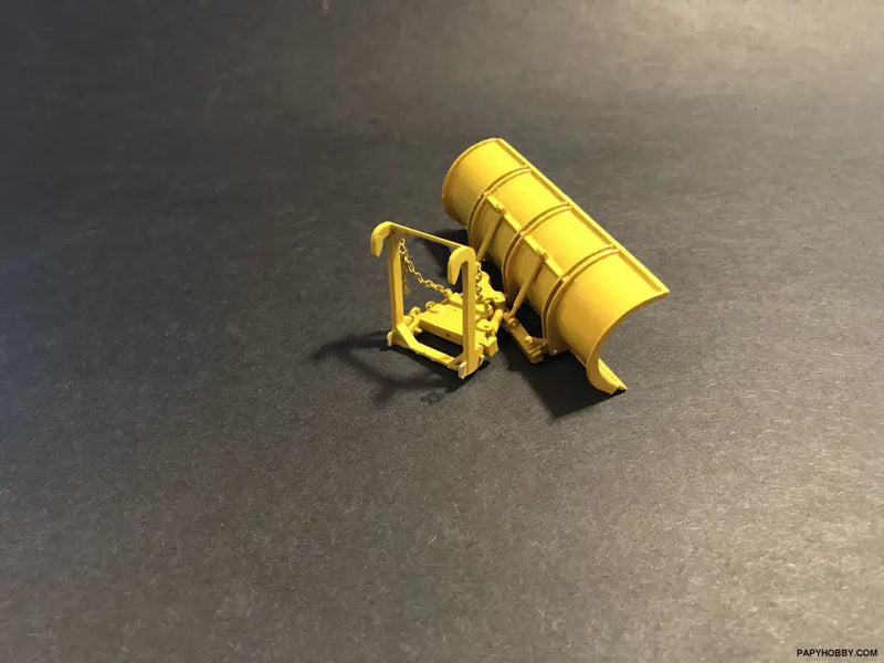 Load image into Gallery viewer, PAPYHOBBY - 1/50 - REVERSIBLE SNOWPLOW ASSEMBLY - SCALE