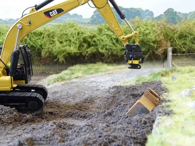 Load image into Gallery viewer, PAPYHOBBY - 1/50 - TILTING / ROTATING EXCAVATOR HITCH KIT