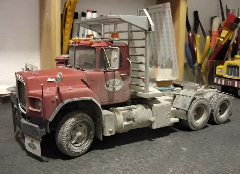 Load image into Gallery viewer, PAPYHOBBY - 1/50 TRUCK CAB PROTECTOR 03 - SCALE 1:50