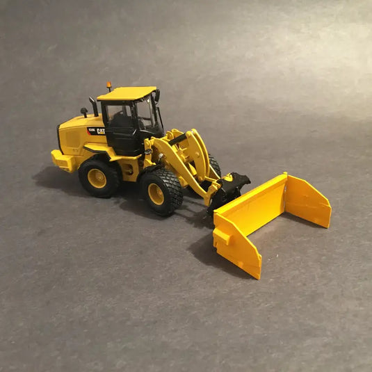 PAPYHOBBY - 1/50 - WHEEL LOADER CAT 930K W/ MP SNOWPLOW SET