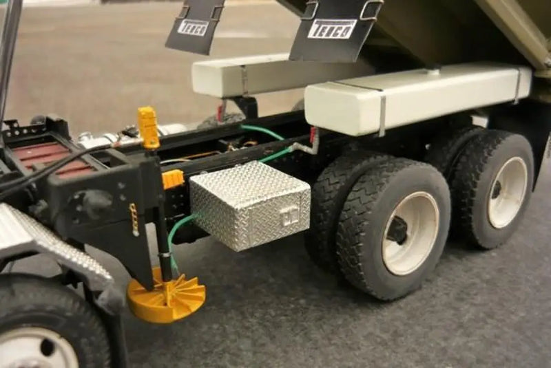 Load image into Gallery viewer, PAPYHOBBY - 4 SEASONS HYBRID SPREADER - SCALE 1:25 - SCALE