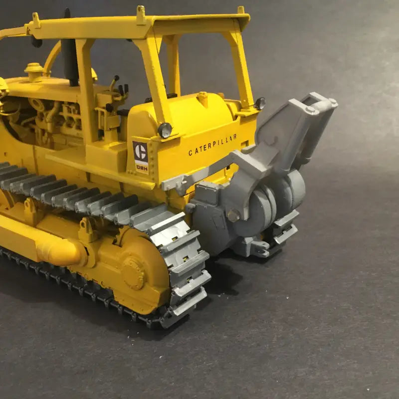 Load image into Gallery viewer, PAPYHOBBY - D8 - LOG WINCH 05 - INTEGRAL ARCH - 1/25