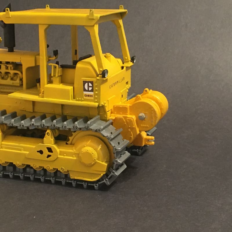 Load image into Gallery viewer, D8 - Winch 03 1/25 SCALE MODEL | DOZER PARTS
