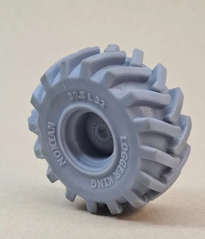 Chargez l'image dans la visionneuse de la galerie, PAPYHOBBY - FORESTRY / SKIDDER TIRE 03 - SCALE 1:24