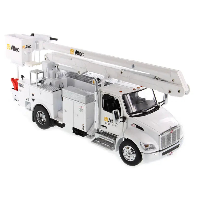 Load image into Gallery viewer, PETERBILT - 1/32 - 536 WITH ALTEC AA55 AERIAL - WHITE CAB