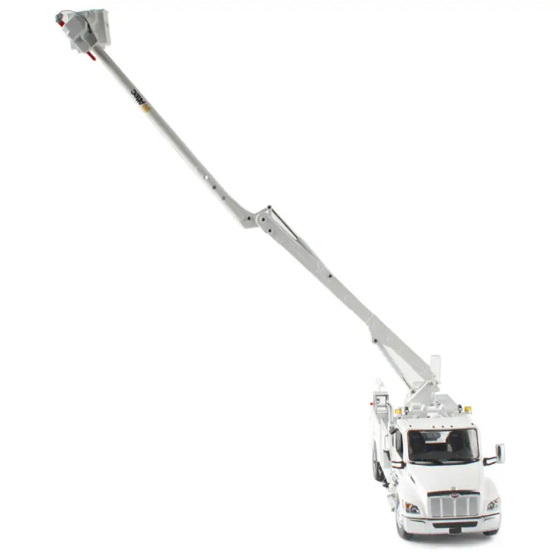 Load image into Gallery viewer, PETERBILT - 1/32 - 536 WITH ALTEC AA55 AERIAL - WHITE CAB