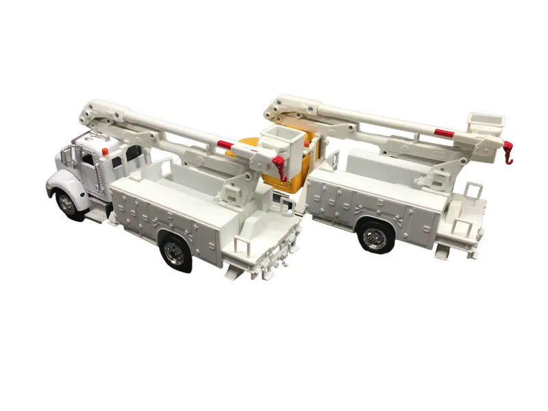Load image into Gallery viewer, PETERBILT - 1/43 - LONG HAUL 335 LINE MAINTENANCE TRUCK
