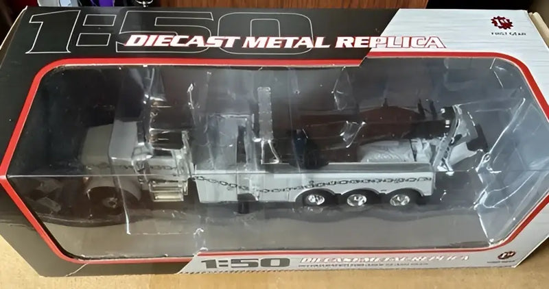 Load image into Gallery viewer, PETERBILT - 1/50 - 367 ROTATOR WRECKER GREY/BLACK - DIECAST