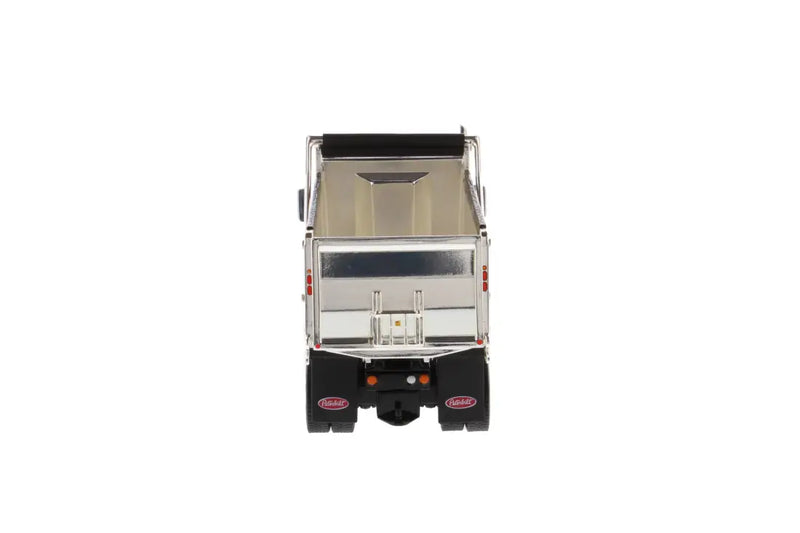 Load image into Gallery viewer, PETERBILT - 1/50 - 567 DUMP TRUCK LEGENDARY BLUE CAB