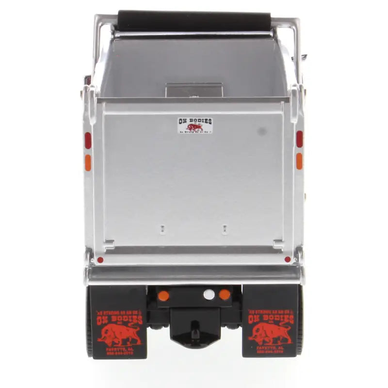 Chargez l'image dans la visionneuse de la galerie, PETERBILT - 1/50 - 567 SF METALLIC RED CAB/ DUMP TRUCK