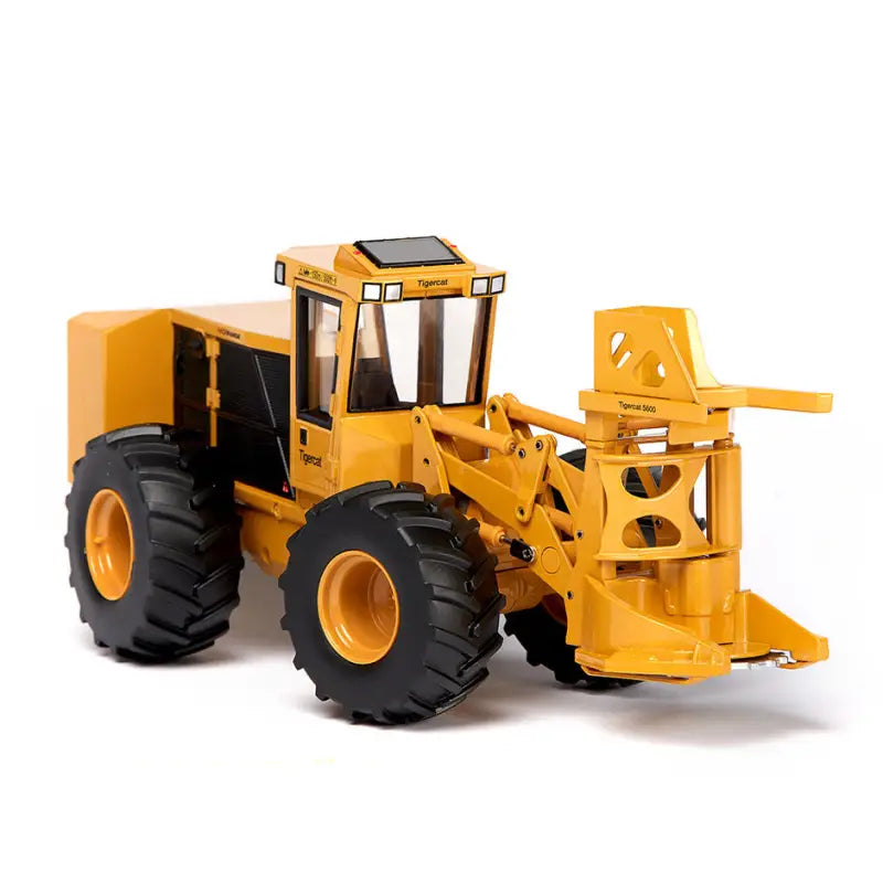 Chargez l'image dans la visionneuse de la galerie, TIGERCAT - 1/32 - 724G WHEEL FELLER BUNCHER - DIECAST