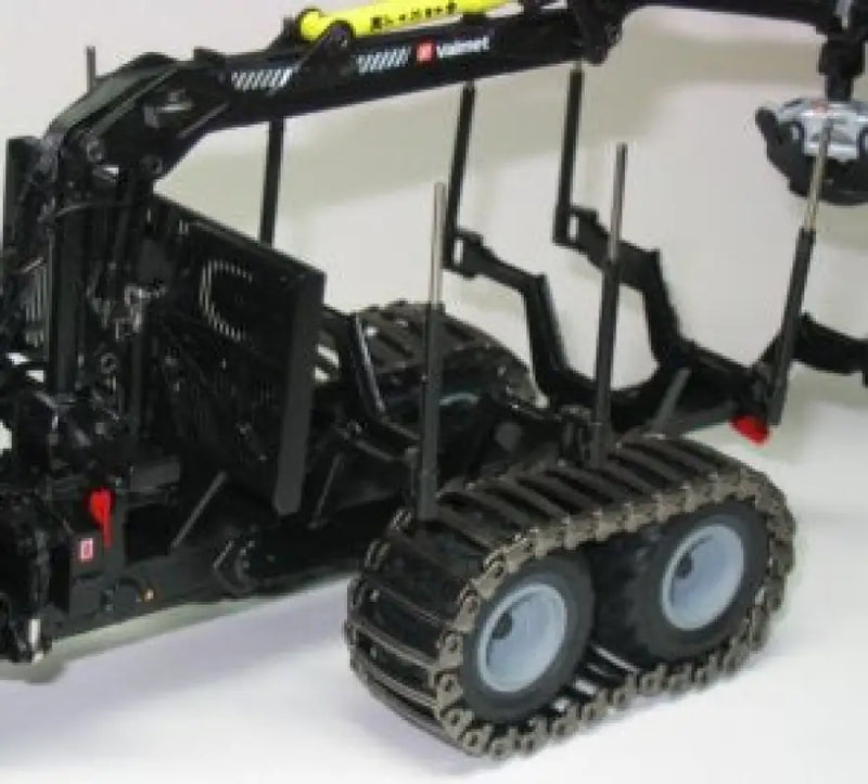 Load image into Gallery viewer, VALMET - 1/50 - VALMET FORWARDER 890.3 - DIECAST | SCALE